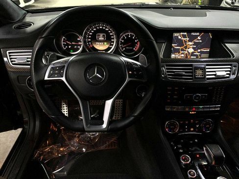 Used 2012 Mercedes-Benz CLS 63 AMG image 23