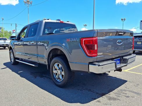 Certified 2022 Ford F150 XLT w/ XTR Package AWD/4WD image 4