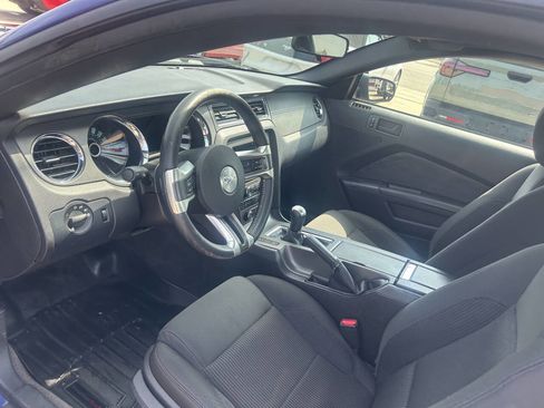 Used 2013 Ford Mustang GT RWD image 14