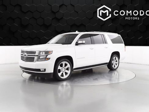 Used 2020 Chevrolet Suburban Premier image 7