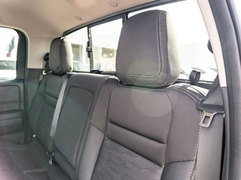 Used 2024 Nissan Frontier SV w/ SV Convenience Package RWD image 26