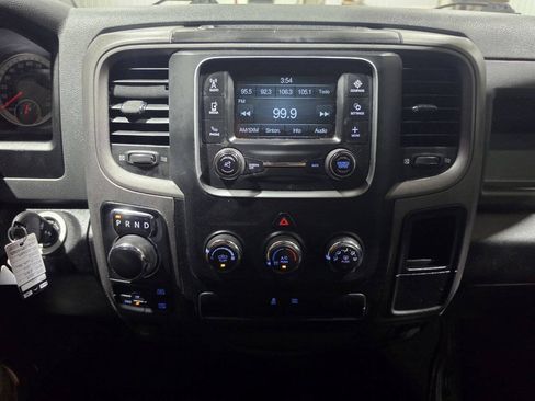 Used 2019 RAM 1500 Express w/ Express Value Package AWD/4WD image 37