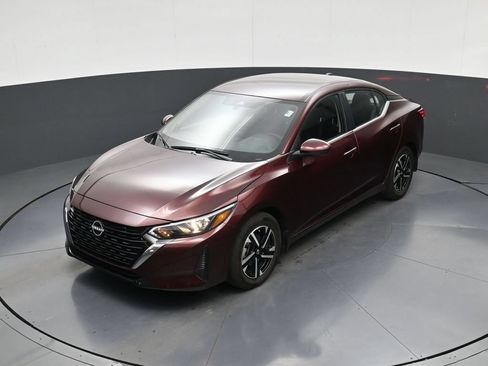 Used 2025 Nissan Sentra SV FWD image 26