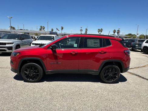 New 2026 Jeep Compass Latitude AWD/4WD image 3