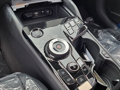 New 2025 Kia Sportage X-Line image 11