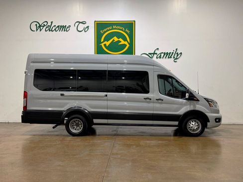 Used 2023 Ford Transit 350 XLT AWD/4WD image 3