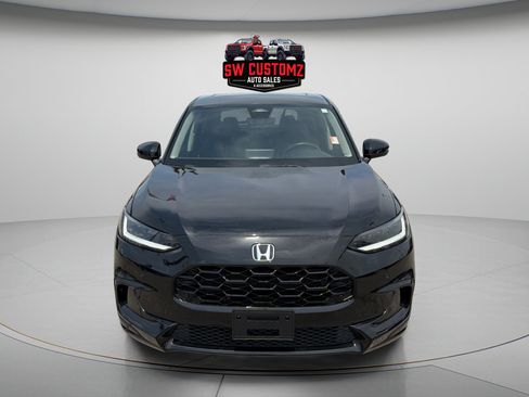 Used 2024 Honda HR-V EX-L image 2