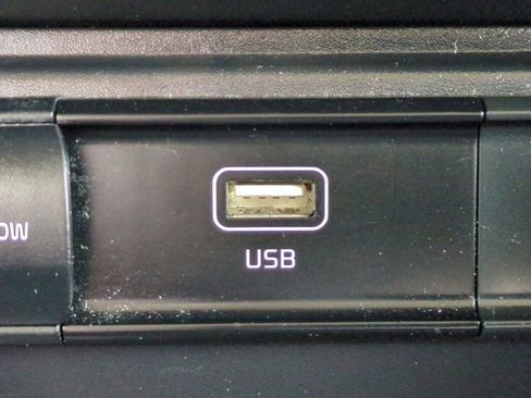 Used 2024 Kia Sportage LX image 21