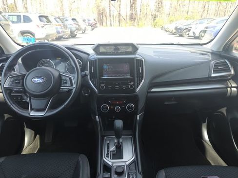 Used 2021 Subaru Forester Premium AWD/4WD image 16
