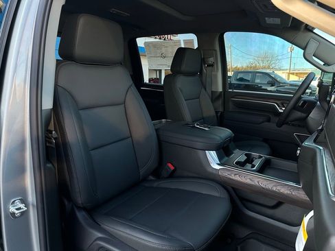 New 2026 GMC Sierra 2500 SLT w/ SLT Premium Package image 16