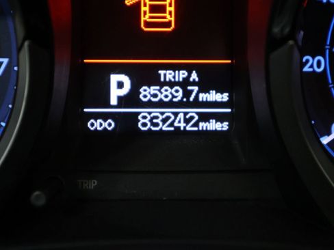 Used 2016 Toyota Corolla L image 36