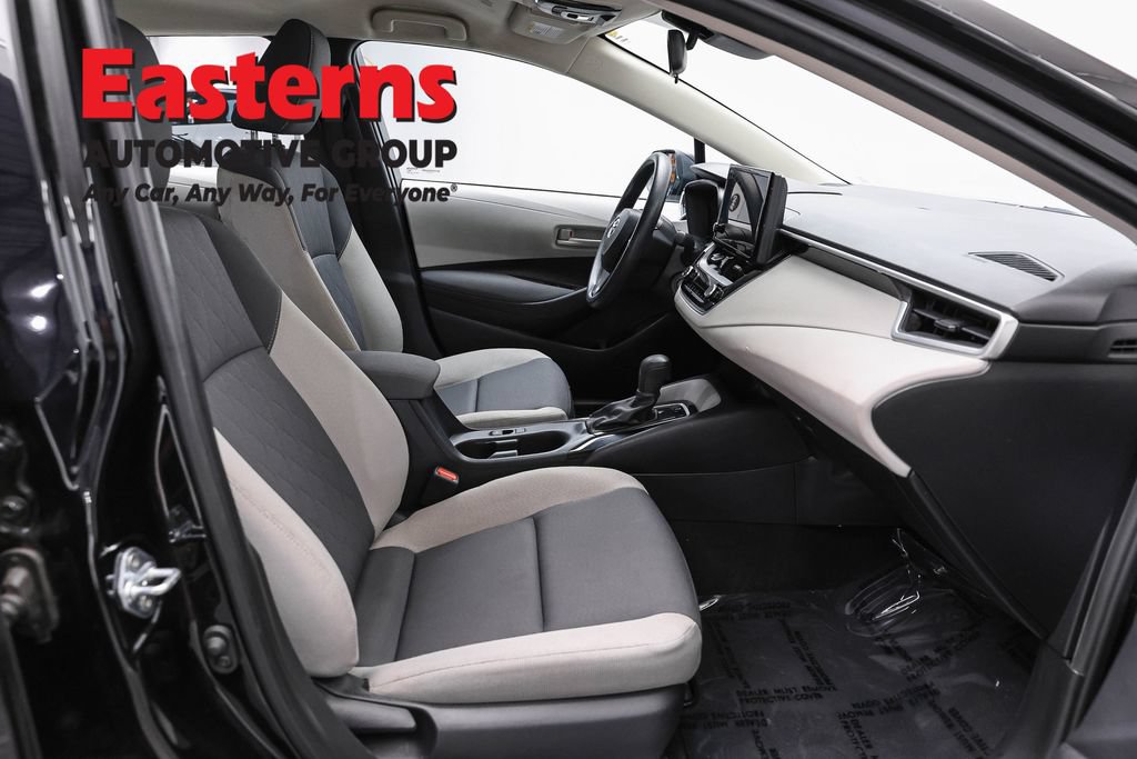 Used 2024 Toyota Corolla LE FWD image 25