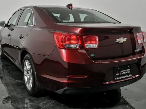 Used 2015 Chevrolet Malibu LT w/ Power Convenience Package FWD image 8