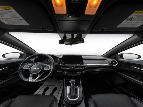 Used 2022 Kia Forte GT-Line FWD image 16