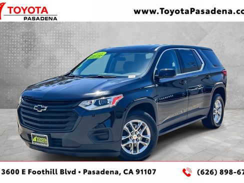 Used 2018 Chevrolet Traverse LS w/ LPO, Black Accent Package FWD image 1