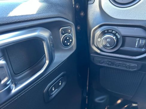 New 2026 Jeep Gladiator Sport image 12