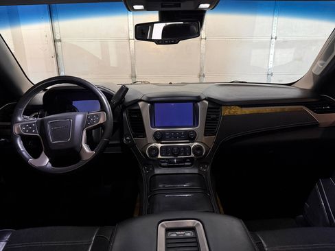 Used 2017 GMC Yukon Denali w/ Open Road Package image 17