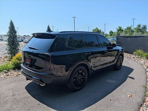 Used 2022 Kia Telluride SX w/ SX Prestige Package AWD/4WD image 5