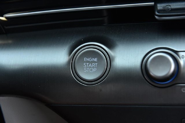 Used 2024 Hyundai Kona SEL FWD image 18