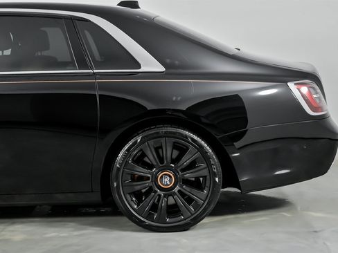Used 2022 Rolls-Royce Ghost image 9