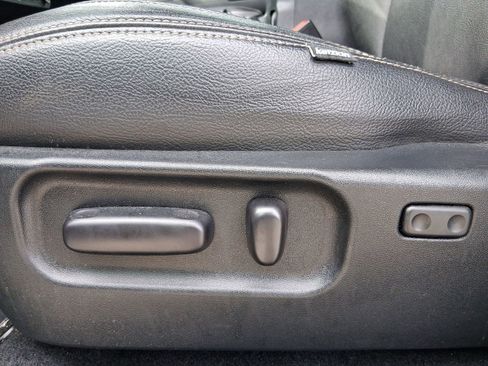 Used 2020 Toyota Tacoma TRD Sport image 13