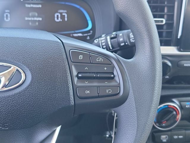 Certified 2026 Hyundai Venue SE FWD image 8