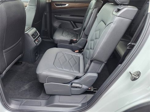 New 2026 Volkswagen Atlas SE image 27