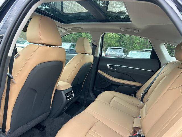New 2026 Hyundai Sonata Limited FWD image 21