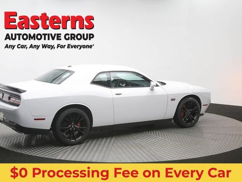 Used 2018 Dodge Challenger R/T w/ Blacktop Package RWD image 40