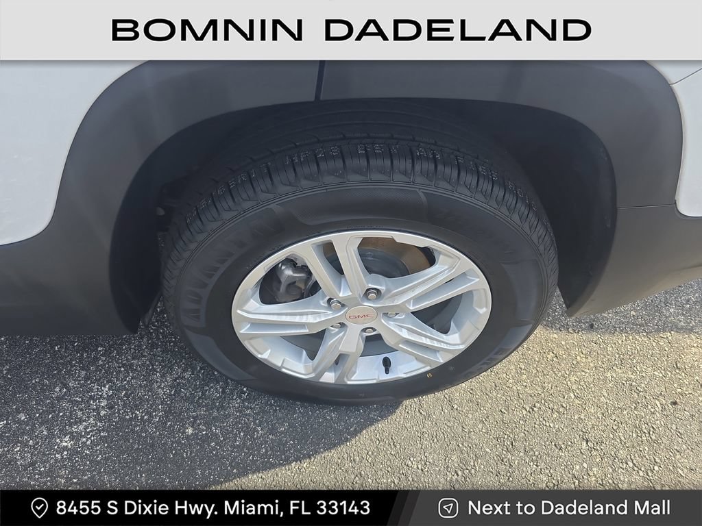 Used 2021 GMC Terrain SLE FWD image 10