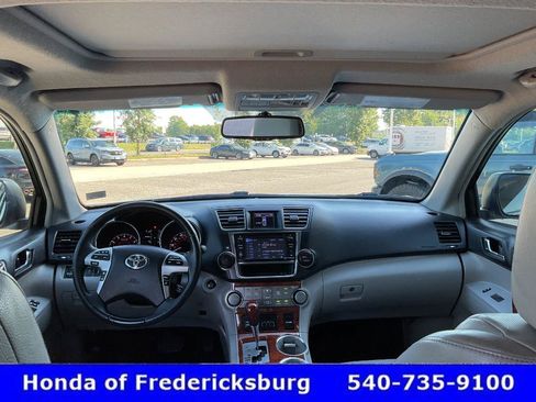 Used 2013 Toyota Highlander Limited FWD image 50