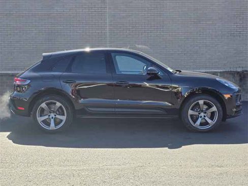 New 2025 Porsche Macan image 33