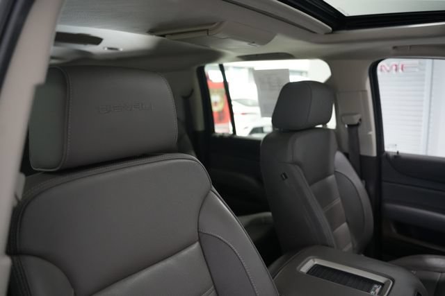 Used 2020 GMC Yukon XL Denali w/ Denali Ultimate Package AWD/4WD image 24