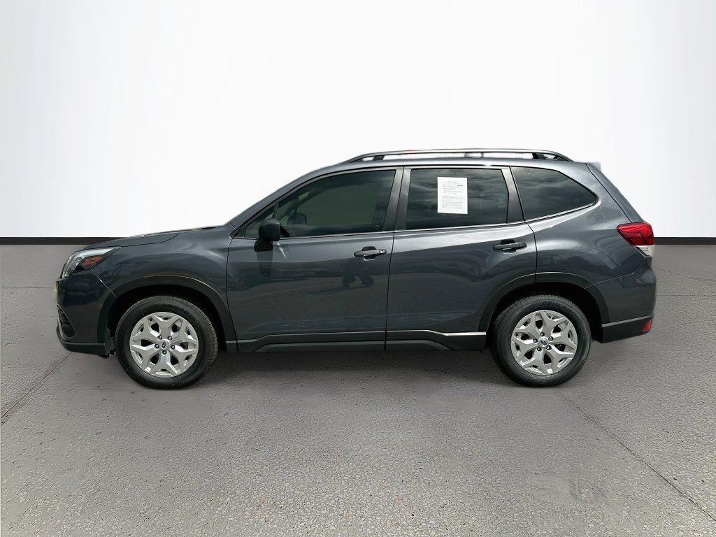 Used 2024 Subaru Forester AWD/4WD image 4