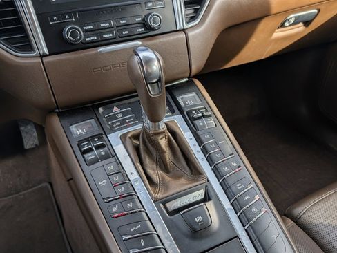 Used 2018 Porsche Macan S AWD/4WD image 21