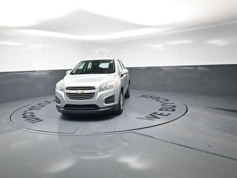 Used 2016 Chevrolet Trax LS image 5