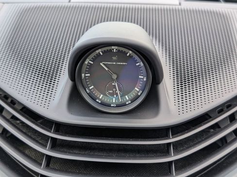 Certified 2022 Porsche Taycan GTS image 15