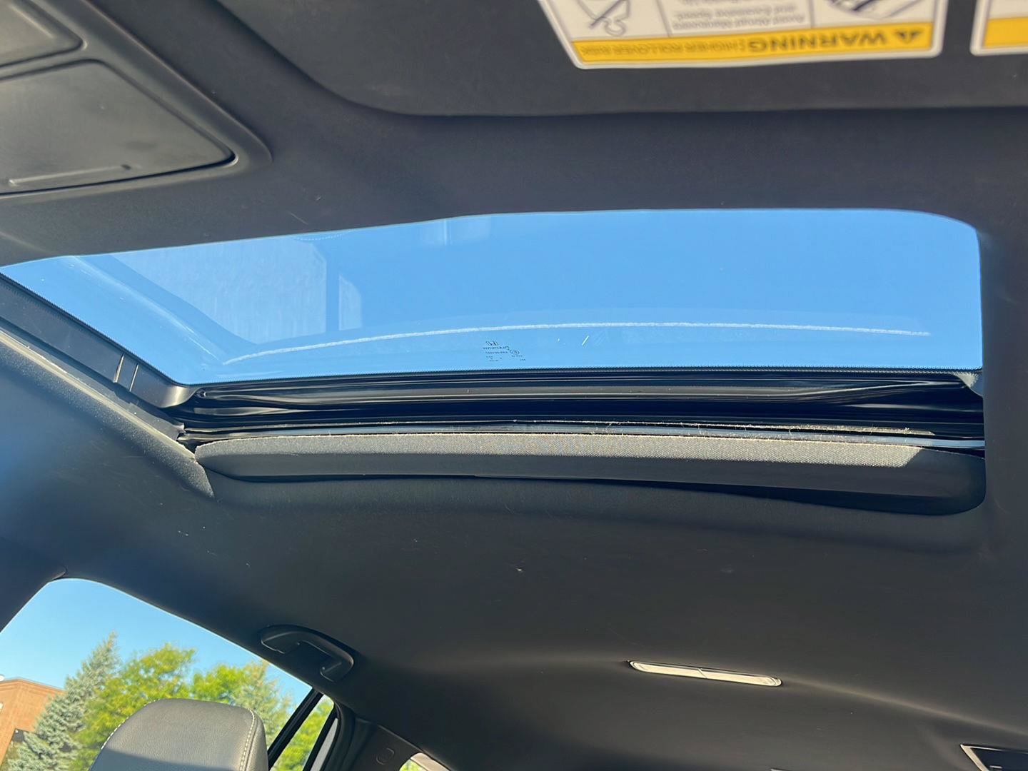 Certified 2025 Honda Passport EX-L image 19