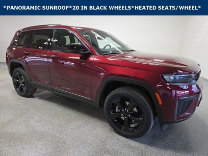 New 2026 Jeep Grand Cherokee Limited w/ Limited Altitude Package
