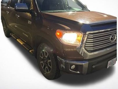 Used 2017 Toyota Tundra Limited w/ Limited Premium Package