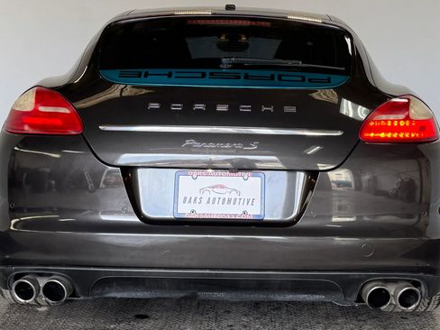 Used 2013 Porsche Panamera S image 6