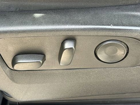 Used 2024 Chevrolet Silverado 1500 LT image 21