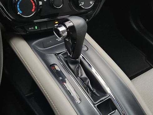 Certified 2022 Honda HR-V LX image 25