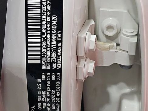 Used 2022 Maserati Levante Modena image 16