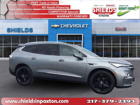 Used 2023 Buick Enclave Essence w/ Experience Buick Package FWD image 4