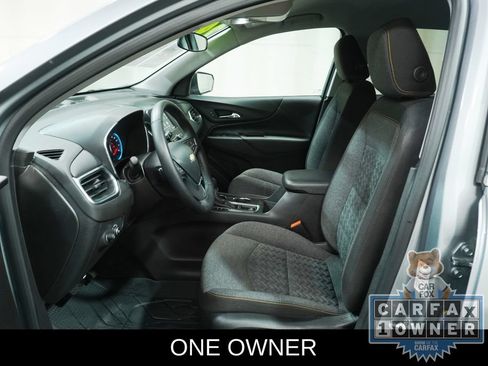 Used 2024 Chevrolet Equinox LT w/ LPO, Floor Liner Package FWD image 2