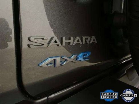 Used 2025 Jeep Wrangler Unlimited Sahara w/ Safety Group image 94