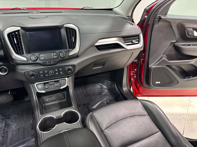 Used 2022 GMC Terrain SLT w/ Infotainment Package II FWD image 22