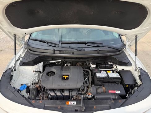 Used 2020 Kia Soul LX FWD image 13