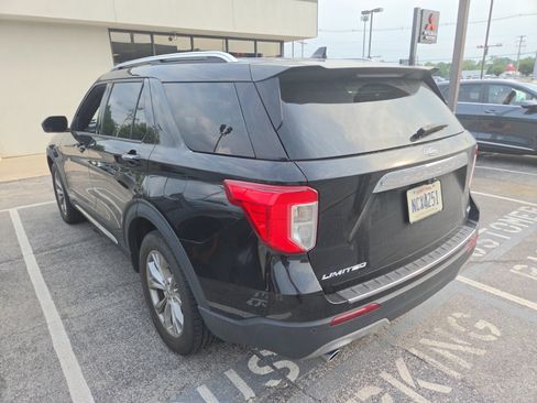 Used 2020 Ford Explorer Limited AWD/4WD image 6